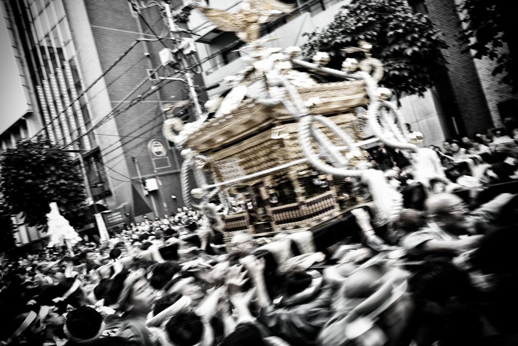 祭りだ！祭りだ！