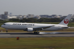 JAL107便