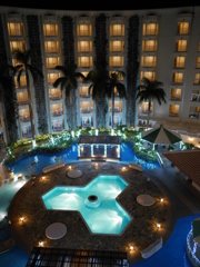 ホテルの夜景