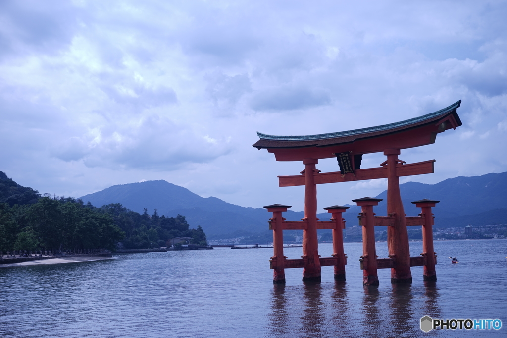 厳島