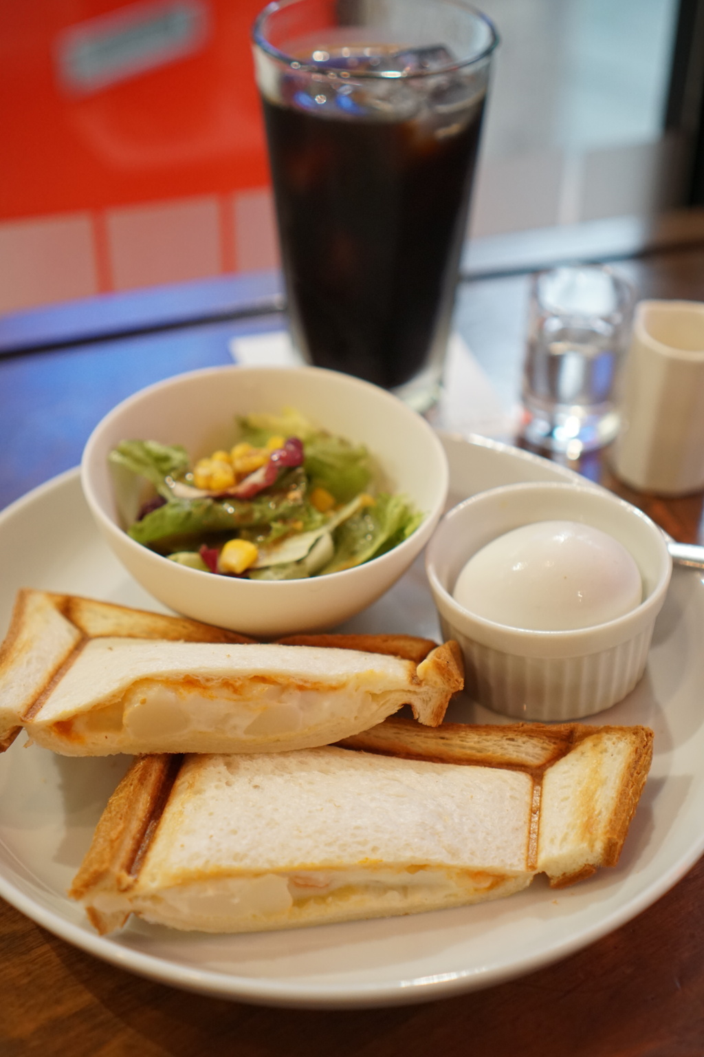 今朝は目一杯気取って
