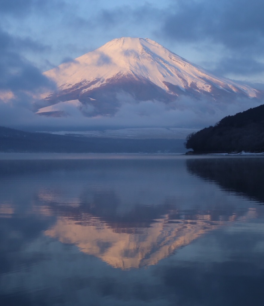 朝日の富士山