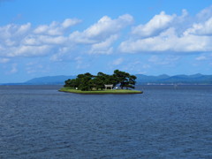 島の神