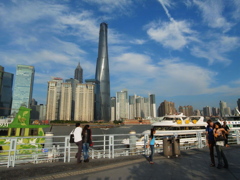 上海タワービル　632ｍ　青空
