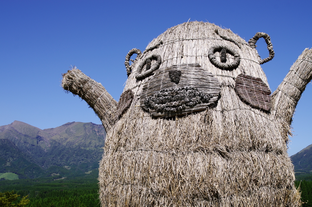 お前はくまモンじゃない！