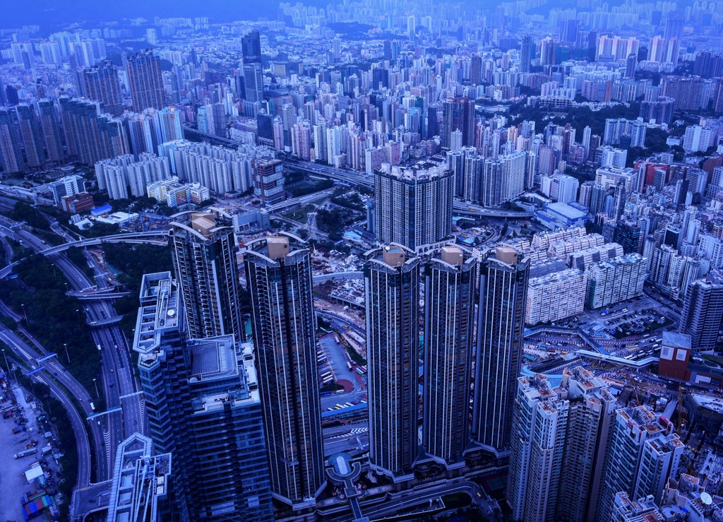 天際100