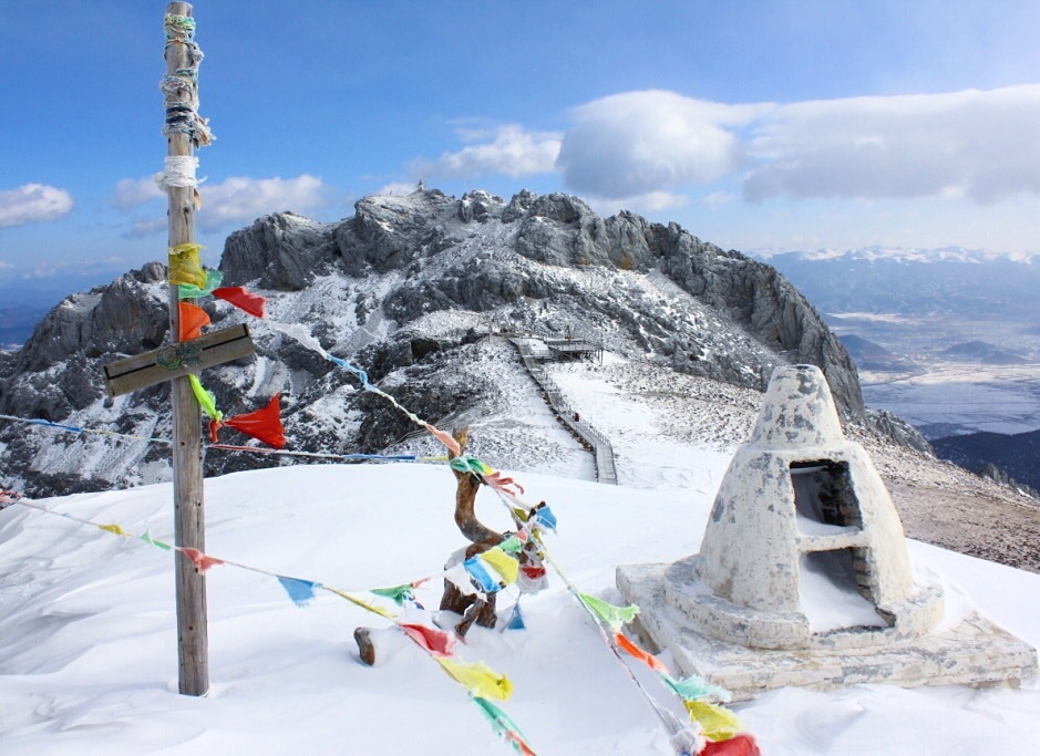 石卡雪山①