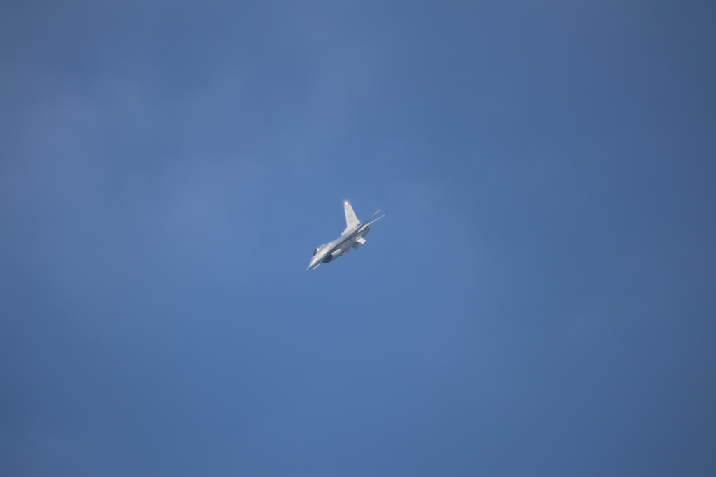 芦屋基地航空祭2016　Ｆ－１６　岩国基地から　1