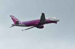 福岡空港　20150926　ピーチ離陸