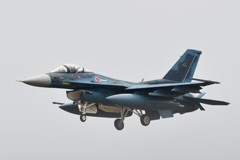 築城基地　Ｆ－２Ａ支援戦闘機　２０１７年１１月