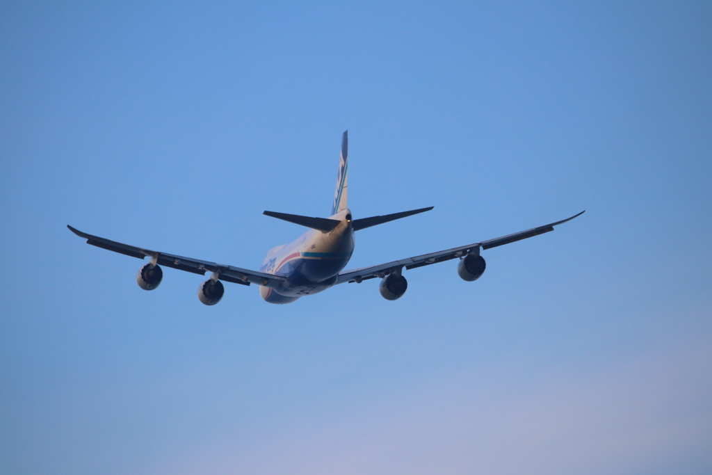 ＮＣＡ　日本貨物航空　ＫＺ８４２　ボーイング７４７－８Ｆ　8