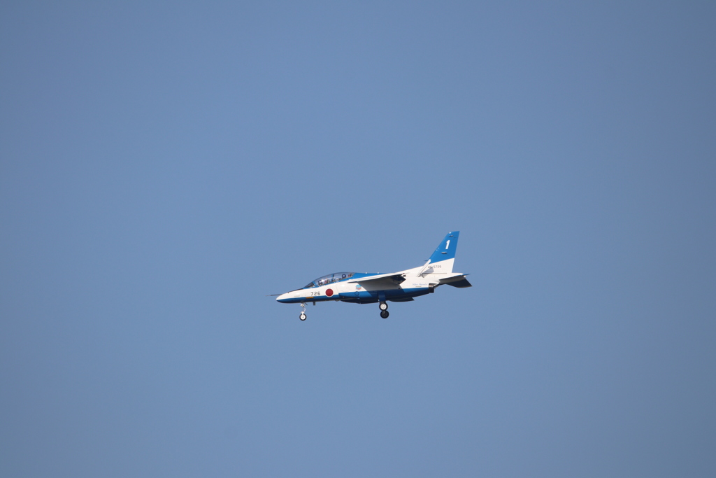 芦屋基地航空祭2016　ブルーインパルス　15