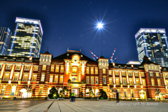 中秋の名月と東京駅