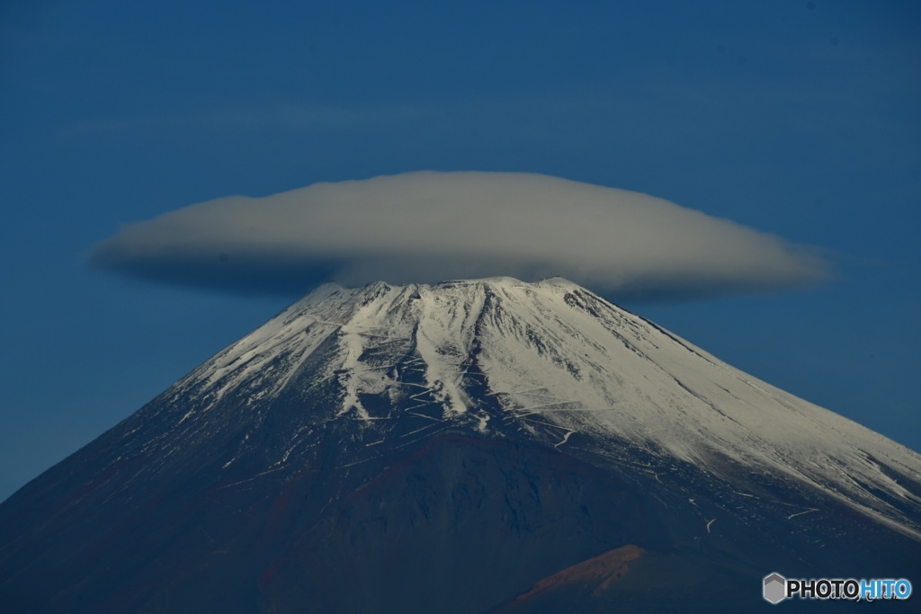 青空と吊るし雲