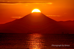 東京湾越のダイヤモンド富士～稲毛海浜公園～