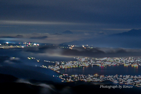 諏訪湖夜景と富士山～高ボッチ～