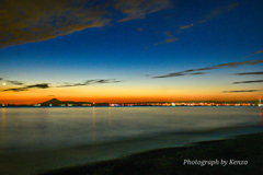 レインボーカラーの空と富士山～稲毛海浜公園～