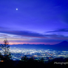 甘利山からの夜景と富士のシルエット