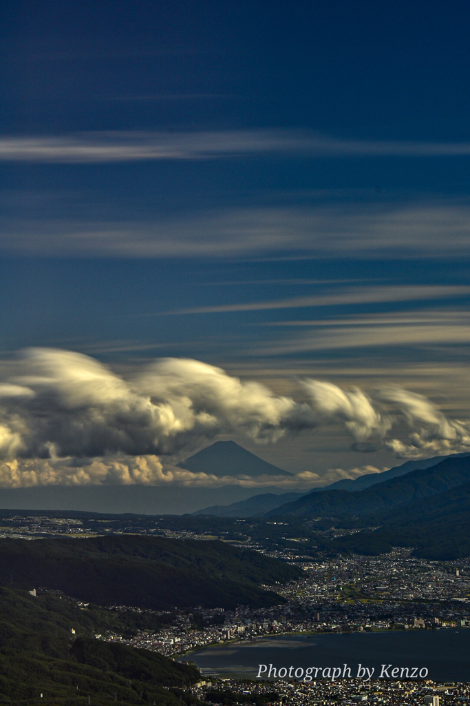 壮大な眺め・富士山と雲～高ボッチ～