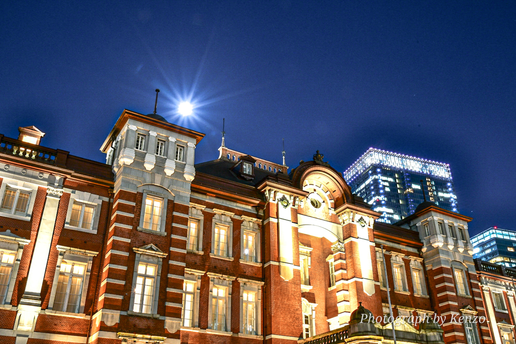 中秋の名月と東京駅