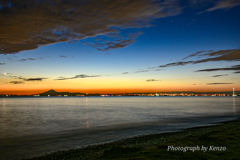 レインボーカラーの空と富士山～稲毛海浜公園～