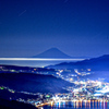 高ボッチの夜景と富士のシルエット
