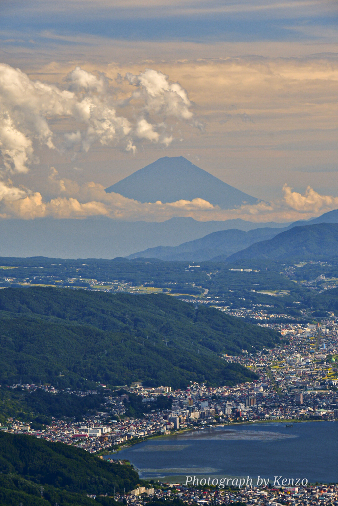 壮大な眺め・富士山と雲～高ボッチ～