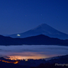 照らされる雲海