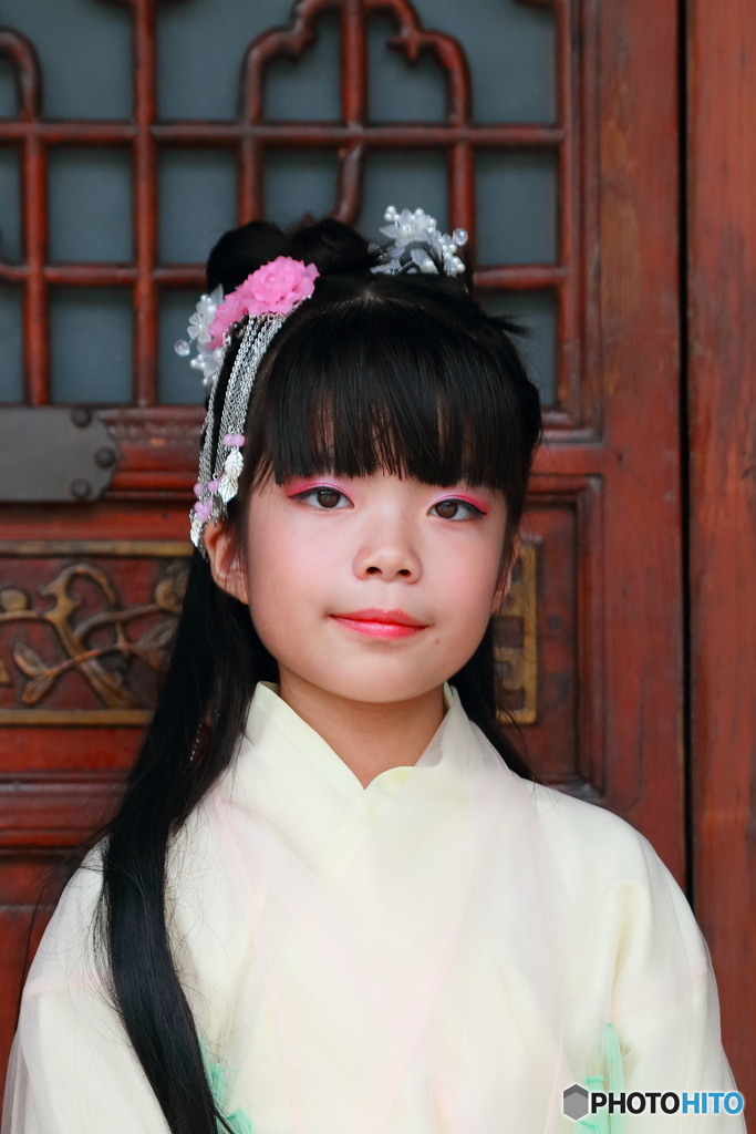 CHINA　観光地のお嬢ちゃん　