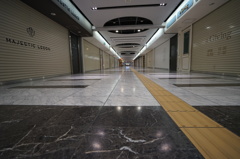 早朝の京都駅前地下街ポルタ①