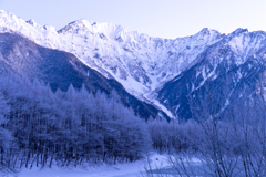 真冬の山岳景勝地