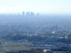 遥か向こうに・・・