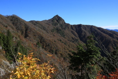 冠山　奥美濃のマッターホルン