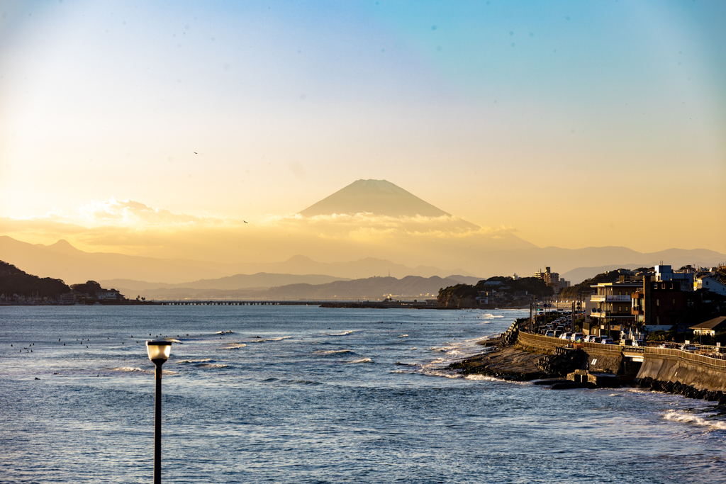 稲村ケ崎の黄昏　富士山