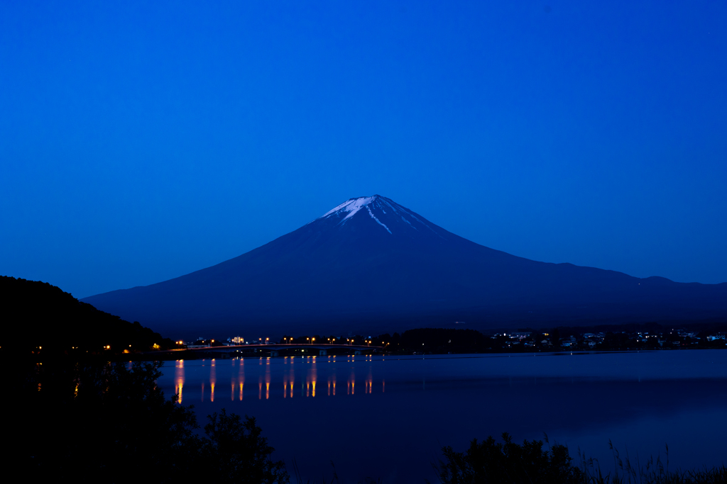 河口湖の蒼い時