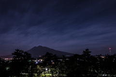 秋夜の岩木山