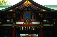 都会の真ん中にある神社