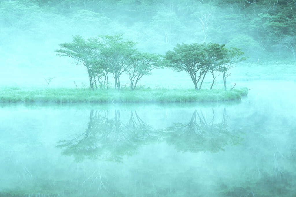 覚満淵