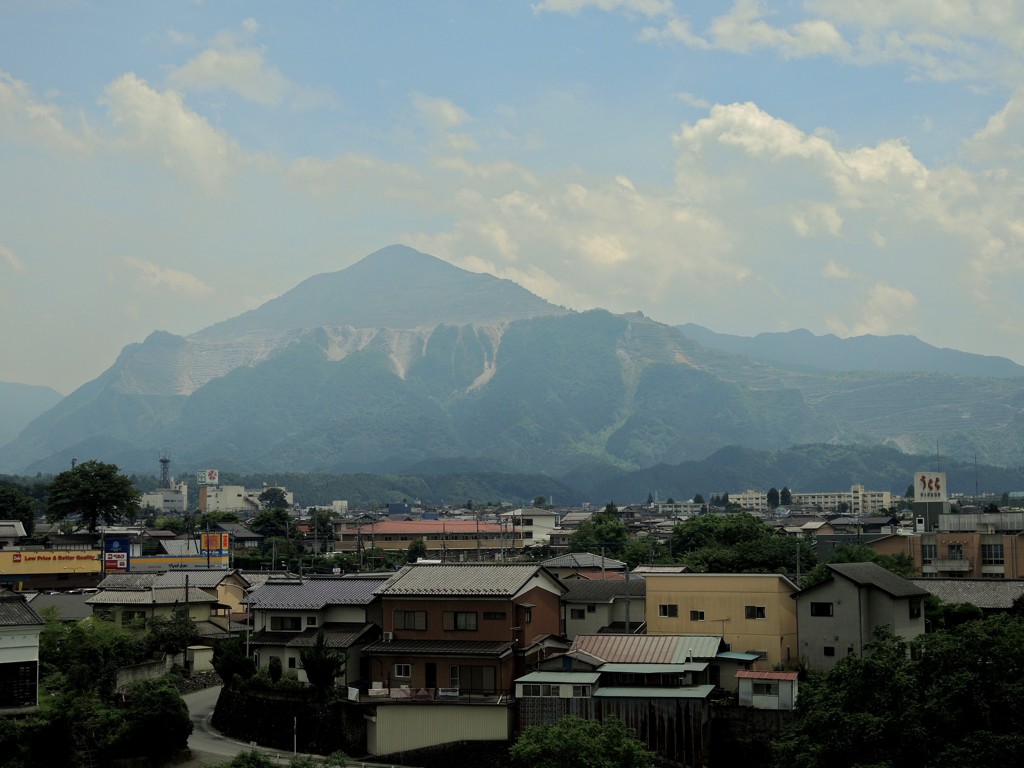 武甲山