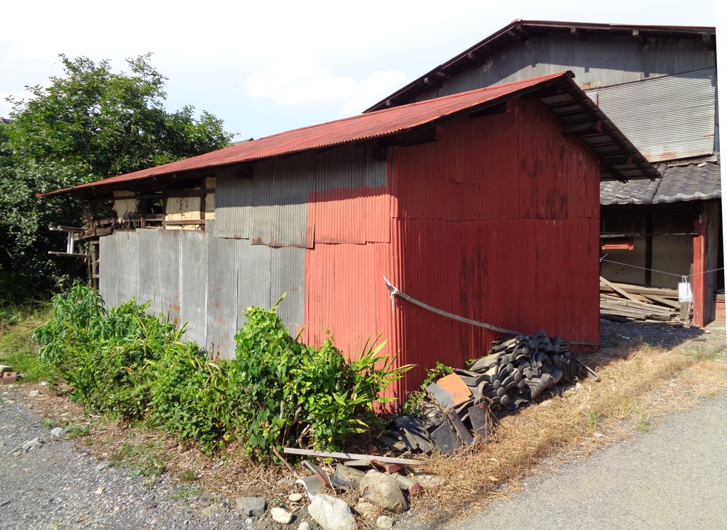 赤い小屋