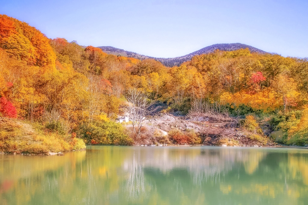 紅葉の地獄沼