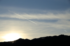 流星のような飛行機雲