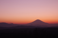 夕焼けに染まる富士