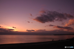 夕焼け空と海