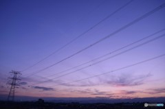 鉄塔と日暮れの空模様