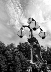Lamp of Stone Bridge, Imperial Palace