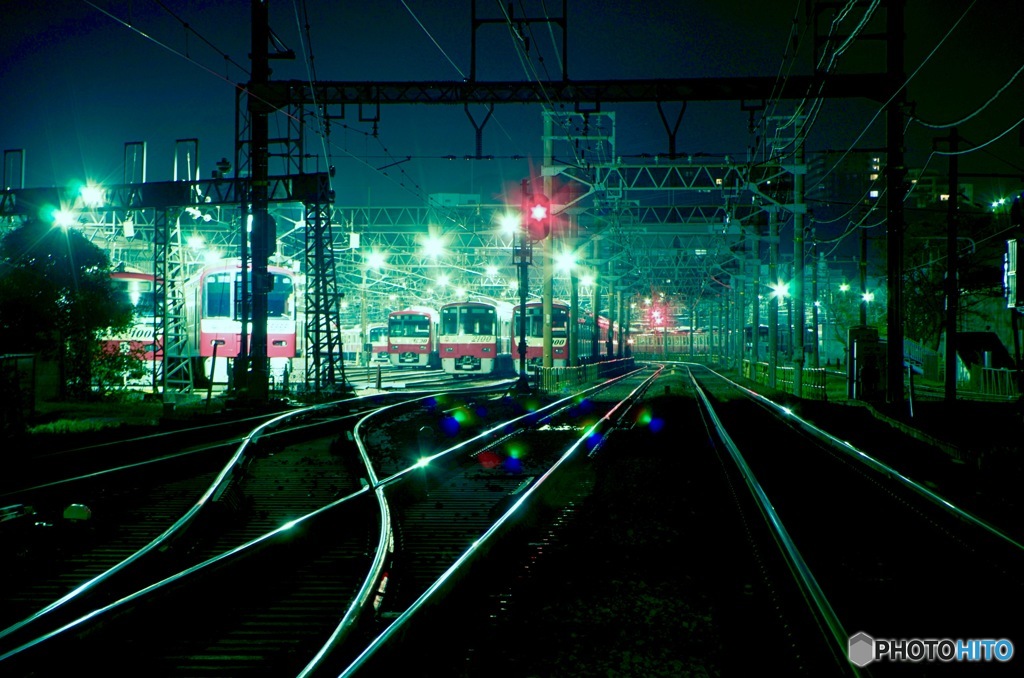 夜の大操車場