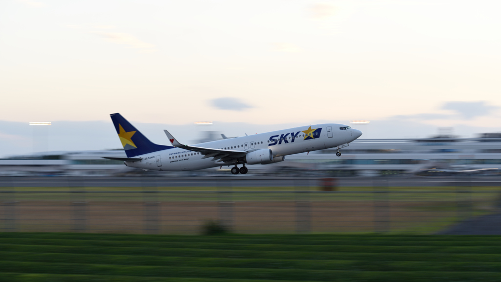 茶畑を横目にTakeOff!