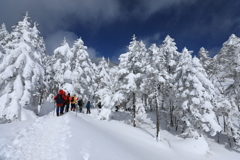 雪山登山`出発‘