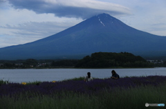 湖畔の富士　3